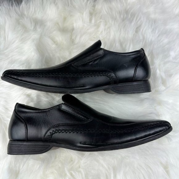 Steve Madden Trace Loafers in Black